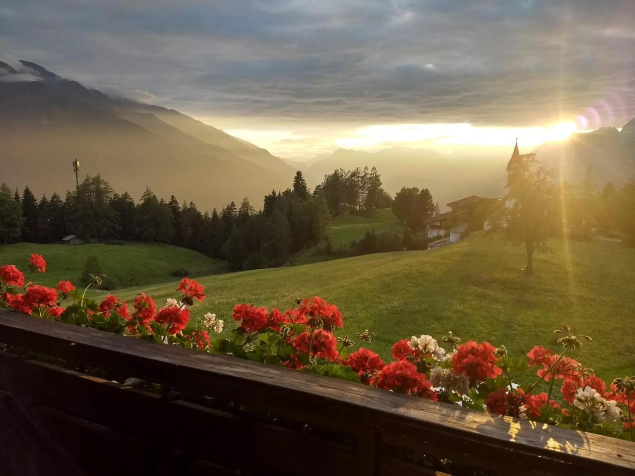 Haus Lukas Acomodação com café da manhã Seefeld in Tirol Exterior foto